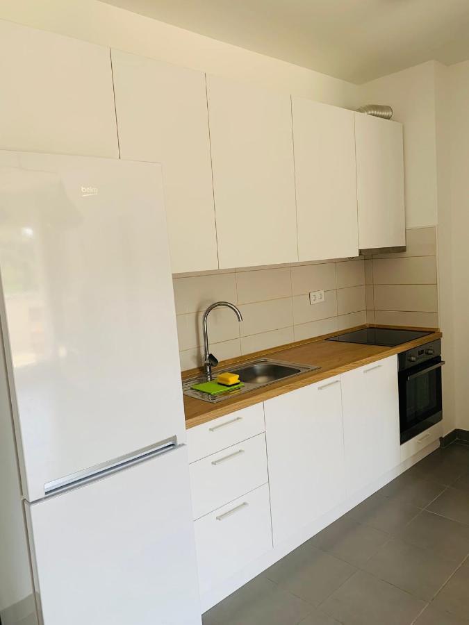 Fisherman'S Apartment Premantura Bagian luar foto